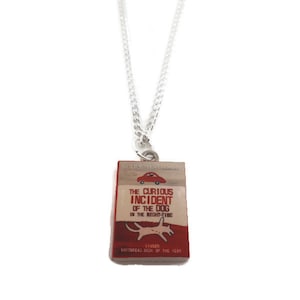 The curious incident of the dog in the nighttime  Book Novel Necklace