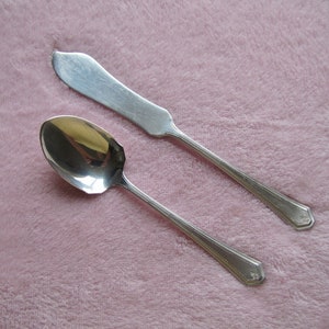 Vintage Silverfild Co Silver Plate Sugar Spoon & Butter Knife Set
