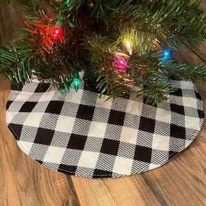 Mini Christmas Tree Skirt