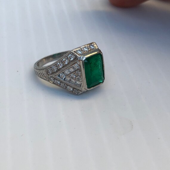 Vintage Emerald Cut Emerald and diamond ring in P… - image 3