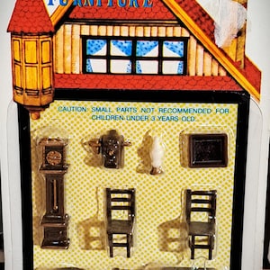 1:48" Miniature Dollhouse 9-Piece Plastic Furniture Set - Early American Style