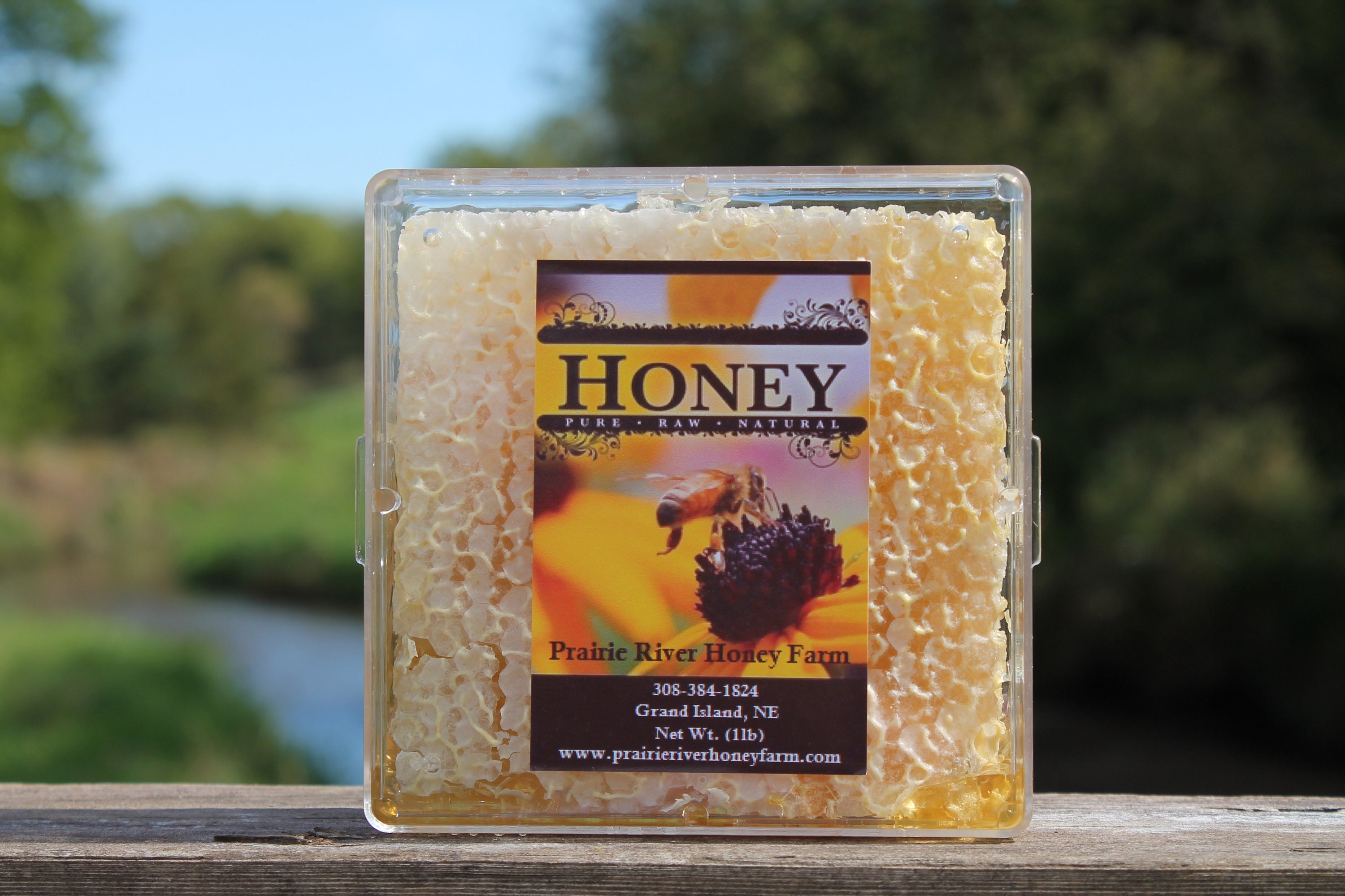 Pure Nebraska Beeswax (One) 1lb Block – Prairie River Honey Farm