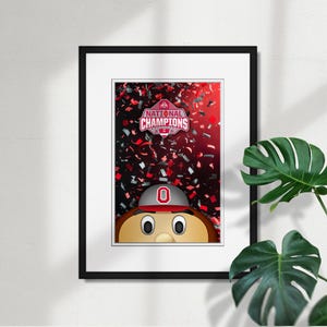 Campeones de los playoffs de fútbol universitario de Brutus, minimalistas, Ohio State Buckeyes 2024: decoración de pared con impresión artística con licencia de Ohio State de S. Preston
