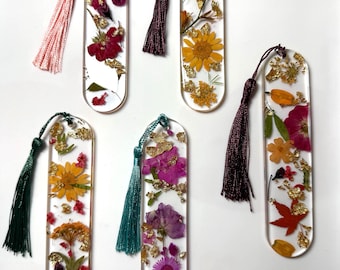 Handmade Resin Bookmark with Dried Flowers & Gold Leaf | Bookish Gift