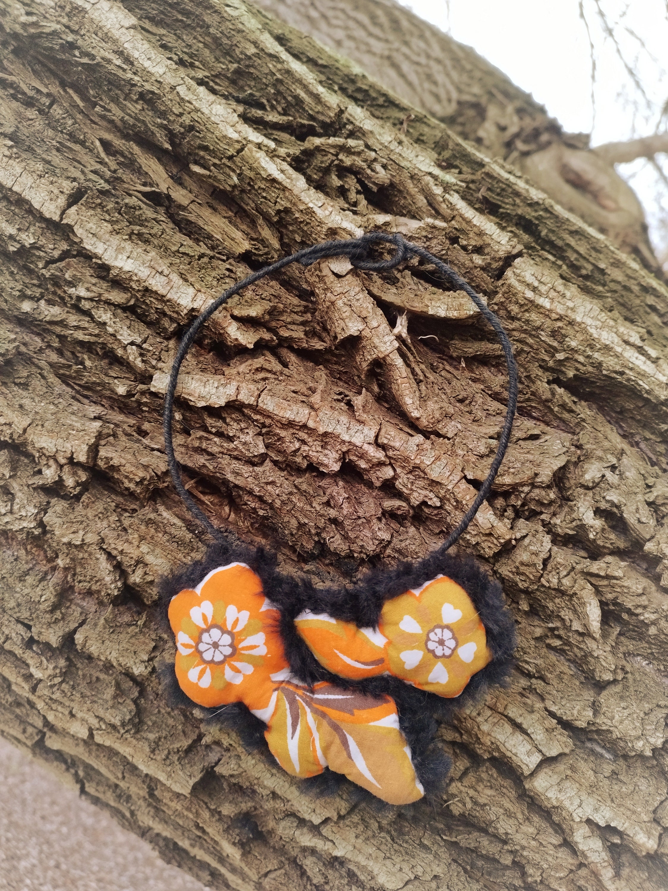 Collier Design Fleur Pop Orange et Jaune - Buttons Paradise