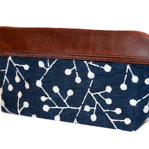 Elegant pencil case LEATHER & FABRIC BUDS Japan
