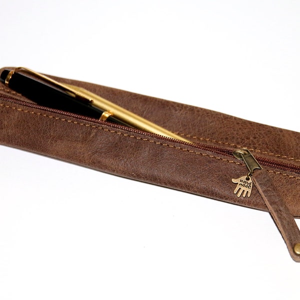 Pencil case made of fine waxed leather brown