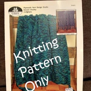 New Plymouth Yarn Co P441 Encore Chunky 2 Afghans Ocean Wave Knitting Pattern