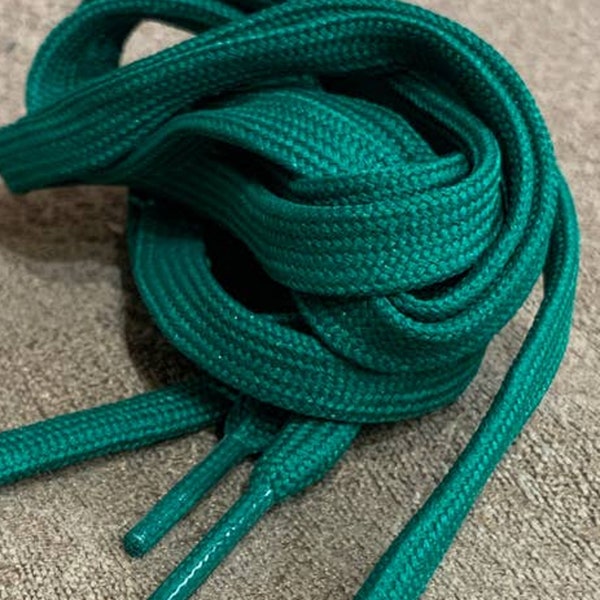 kelly green shoes nike