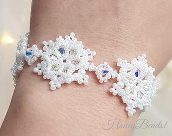 Snowflake bracelet, Beading Pattern, Christmas Jewelry, Swarovski bicones, 'Let it Snowflake' Bracelet, Beading Tutorial, by HoneyBeads1