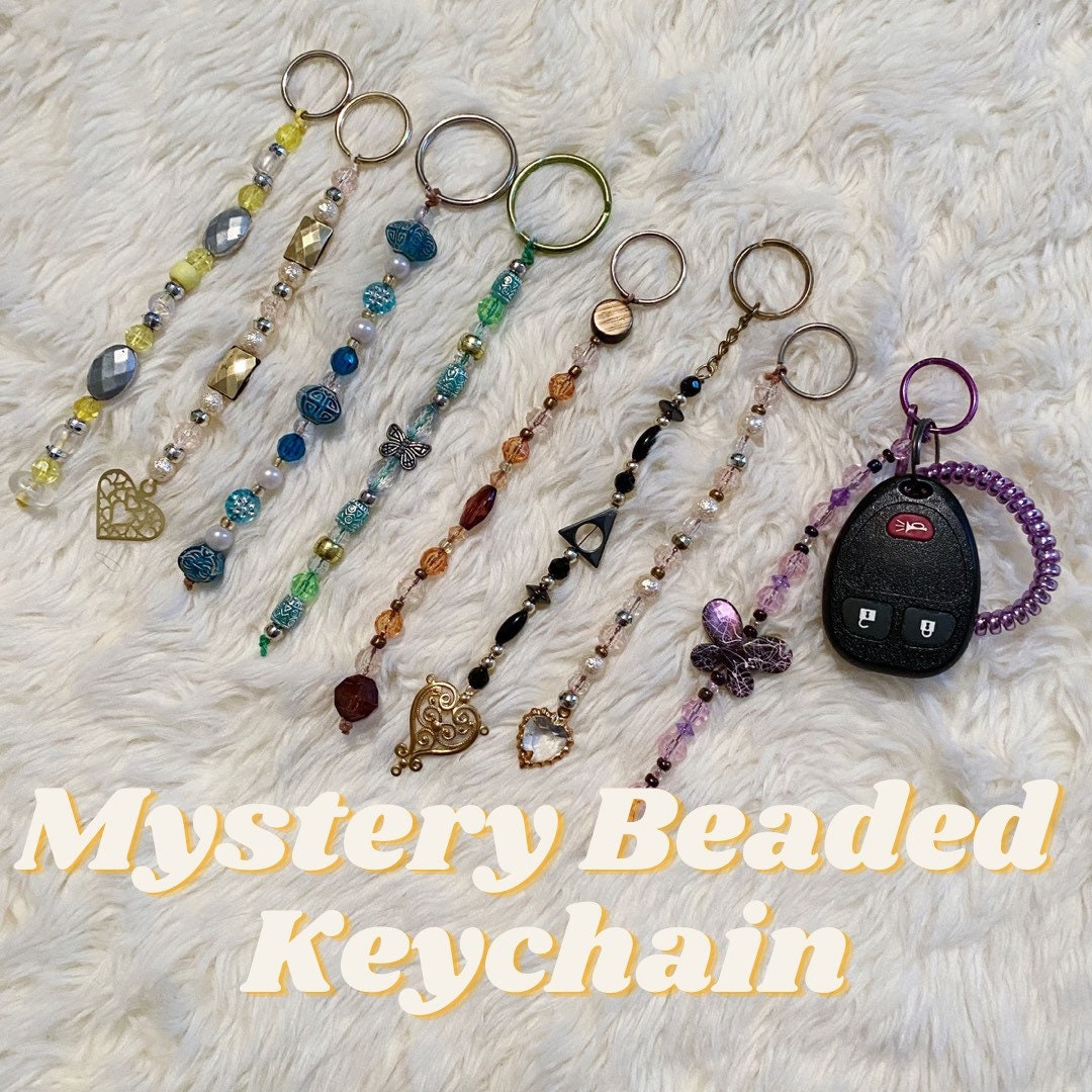 Beaded Keychains @boredart  Purse charms diy, Beaded keychains, Handmade  jewelry