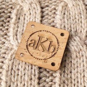 Etichette di abbigliamento, etichette a maglia, etichette in pelle di sughero vegano, etichette in pelle, etichette logo personalizzate, etichette all'uncinetto, etichette in pelle, set di 25 pc