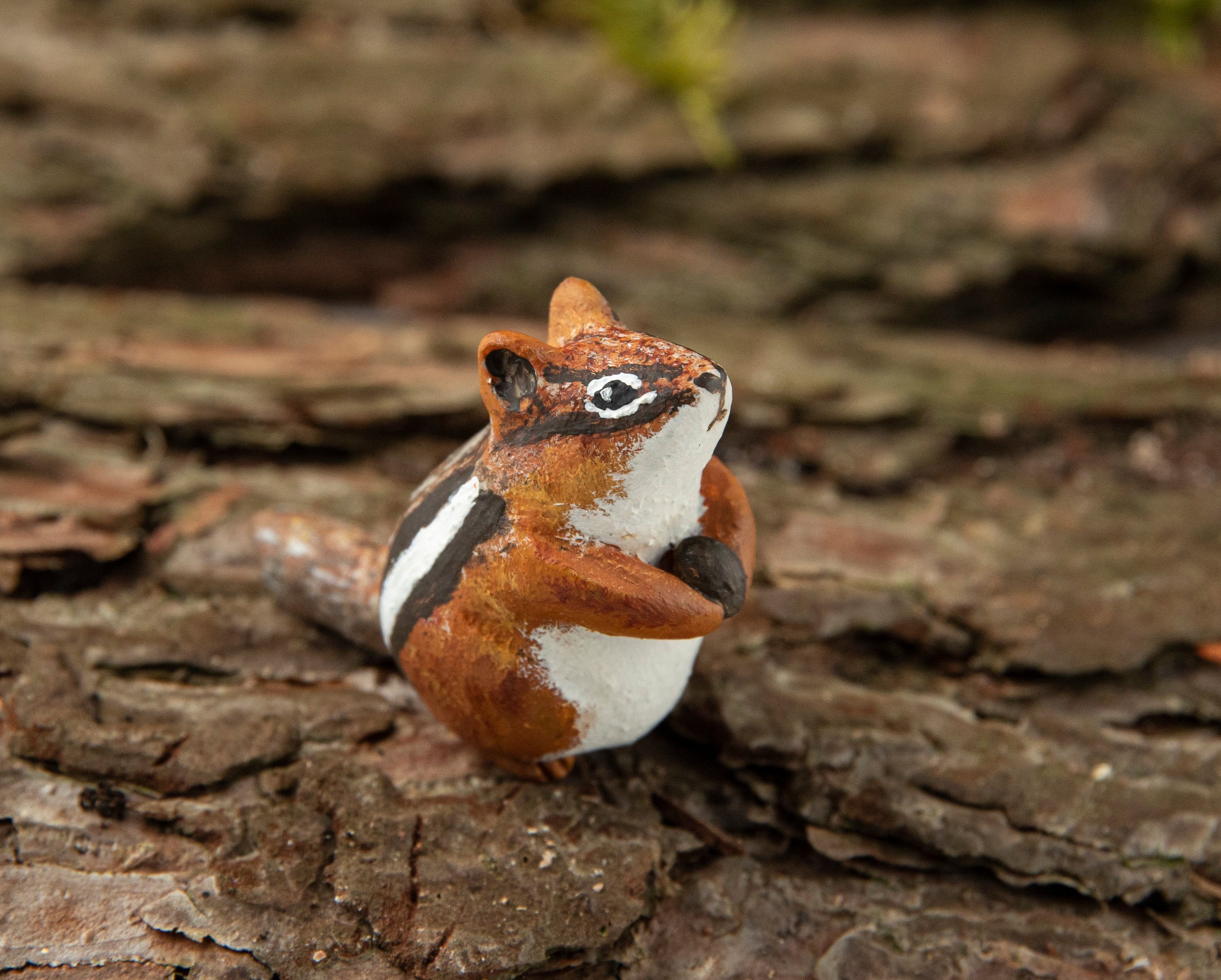 Squirrel, Micro Landscape Resin Crafts, Brazilian Wood Cross