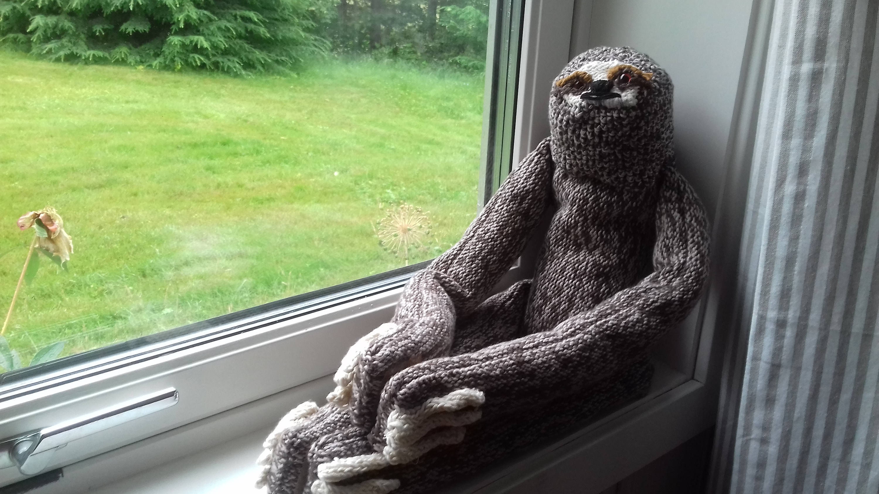 Sloth KNITTING & CROCHET PATTERN - Life-sized Toy 