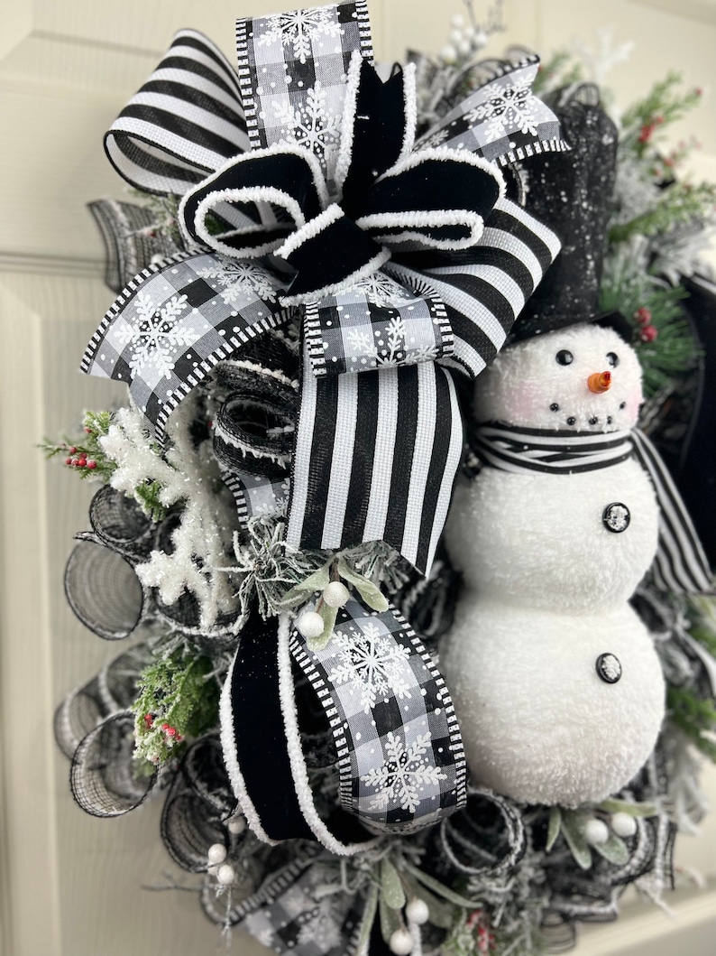 Black and White Snowman Wreath for Front Door, Flocked Snowman Wreath ...