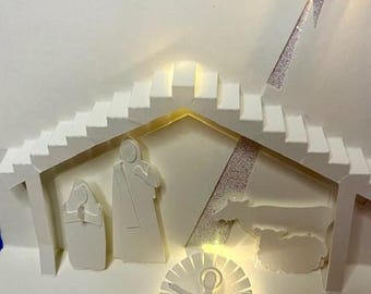 Krippe -Eine handgemachte Pop Up Weihnachtskarte (Renewed)