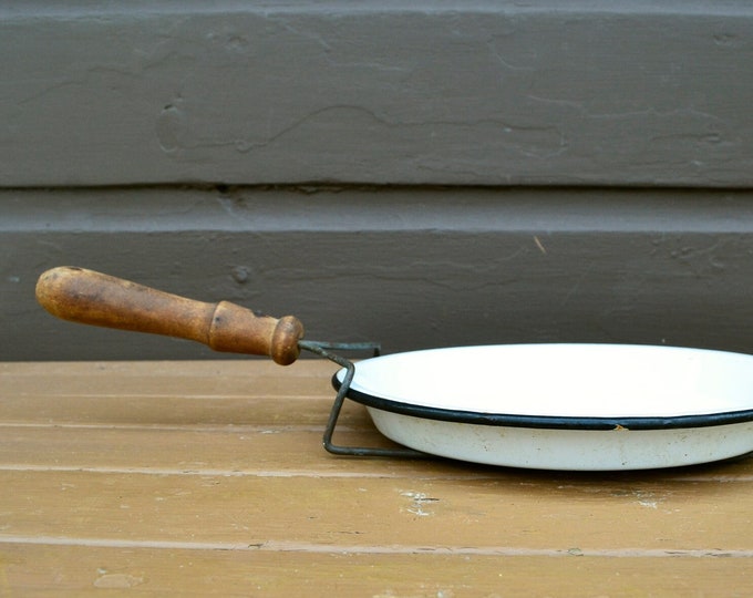 Antique Pie Lifter, Old Pie Puller, Wire Pie Pan Lifter, Wood and Metal