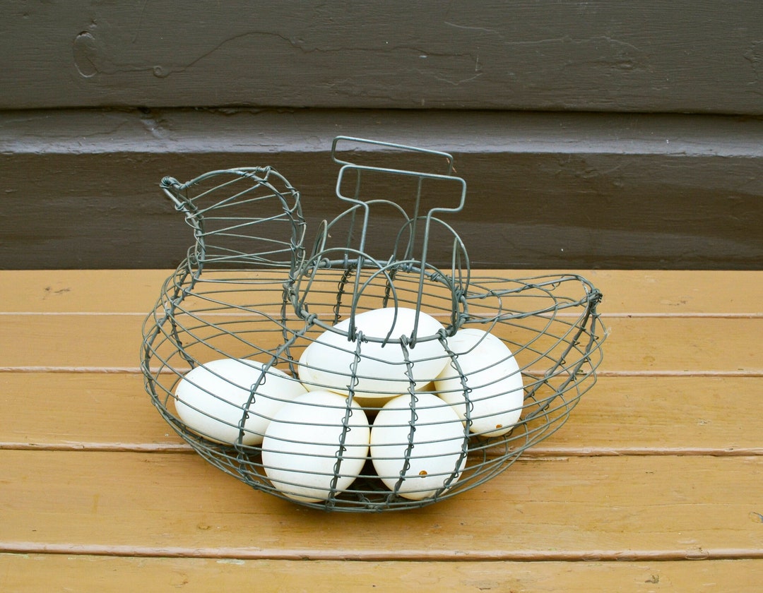 Wire Chicken Egg Basket, Vintage Wire Egg Gathering Basket, Wire Basket