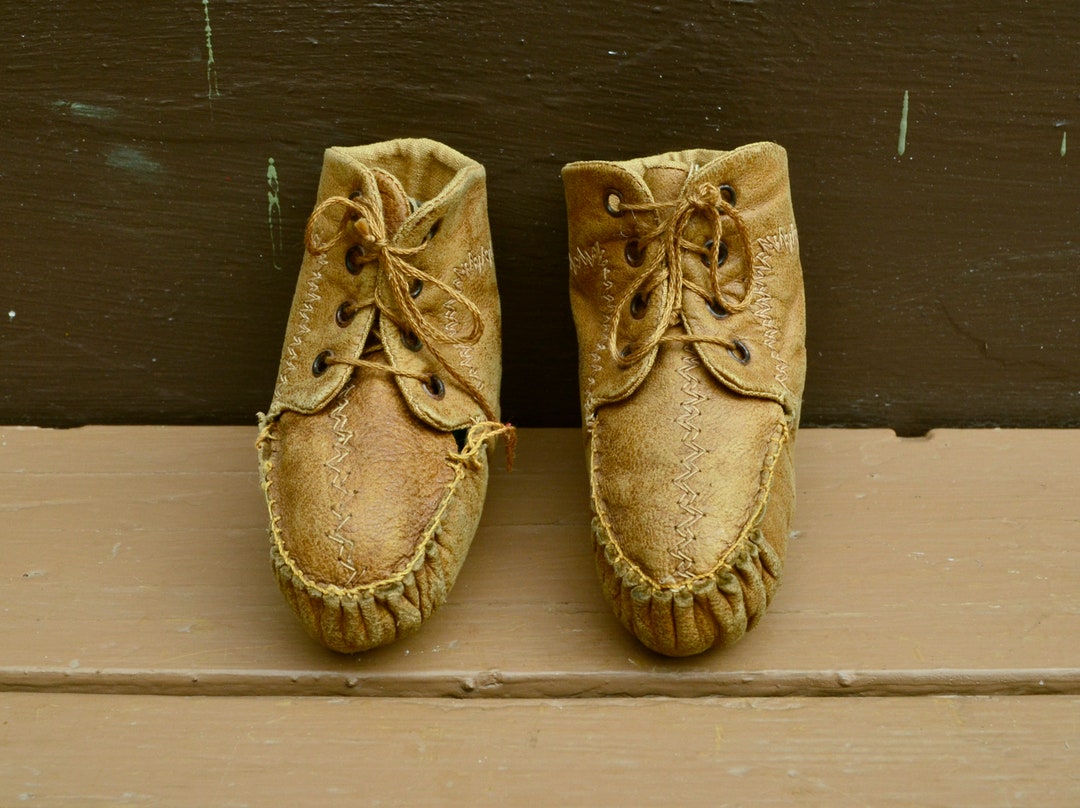 Old Leather Baby Shoes, Vintage Little Moccasin Baby Shoes - Etsy