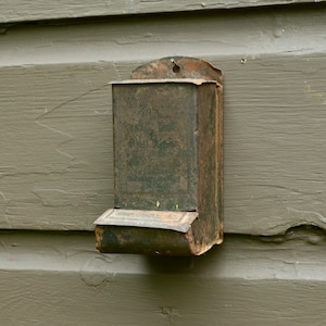 NY Advertising Match Holder, Antique Match Safe, Tin Match Box
