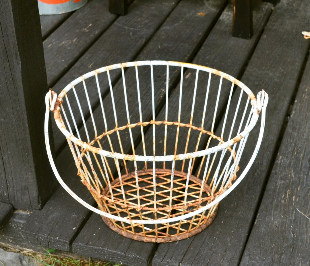 Wire Basket, Rustic Wire Basket, Vintage Potato Basket, Rusty Apple ...
