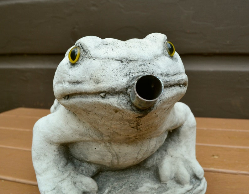 Large Concrete Fountain Frog Vintage Garden Frog Cement Frog Etsy