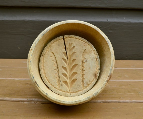 Primitive Butter Mold Plunger and Dome, Antique Carved Leaf Butter