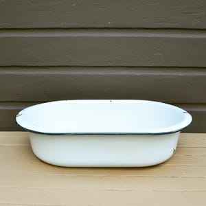 Large Chipped Enamel Baby Bath Tub, Vintage 28&quot; White Enamel Wash Basin