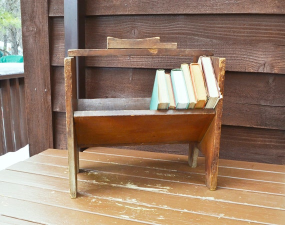 portable shoe shine stand