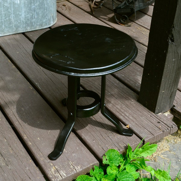 Black Iron Milking Stool, Antique Iron Barn Stool, Rustic Plant Stand