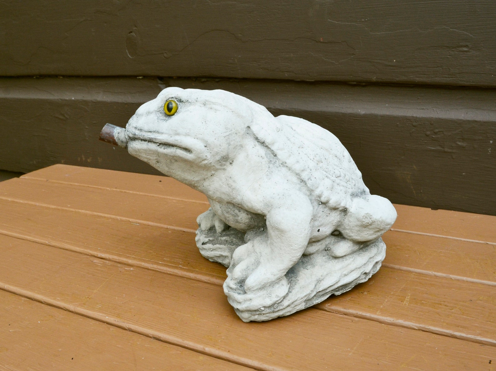 Large Concrete Fountain Frog Vintage Garden Frog Cement Frog Etsy