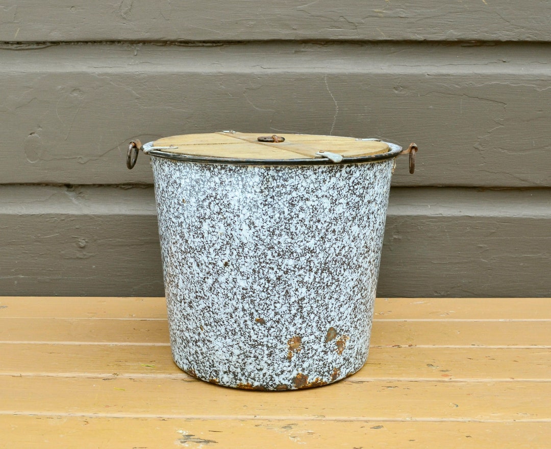 Rare Enamel Pail With Lid Vintage Speckled Enamel Bucket Etsy