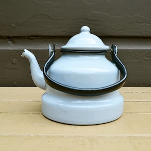 Gray Enamelware Teapot, Vintage Gray Enamel Tea Kettle
