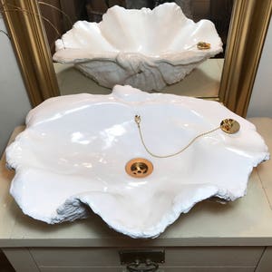 Giant Clam Shell Bathroom Sink Wash Basin Bowl Vessel Counter Top Cloakroom In Pure White Sculpture Art image 3