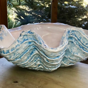 XL Azure Blue Giant Clam Shell Sculpture Art ornament Bowl Handmade for Home Garden Patio Conservatory Interior Decor Gift