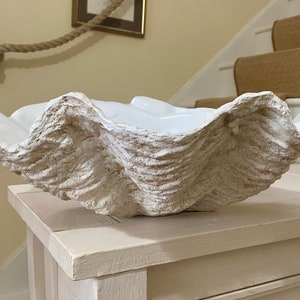 Medium Real Sand Giant Clam Shell Sculptured Art Contemporary Centerpiece Ornament Special Occasion Interior Decor image 1