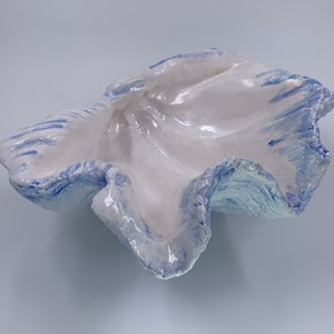 Small Sky Blue Giant Clam Shell Sculpture Art Ornament Bowl Handmade In Soft Sky Blue for Home, Garden, Patio, Conservatory Interior decor