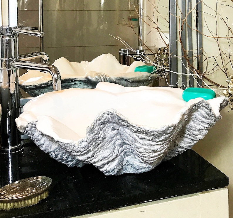 Giant Clam Shell Bathroom Sink Wash Basin Vessel Bowl Sculpture Art Counter Vanity Top Cloakroom In A Silver Shimmer Finish