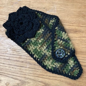 Camo & Black Rainbow Flower Headwarmer | Button Earwarmer | Camouflage Headband