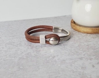 Cognac Brown Button 5mm Leather Cuff Bracelet, Cognac Brown 5mm Leather Cuff Bracelet, Minimalist Style, Boho Jewelry, Indie Style