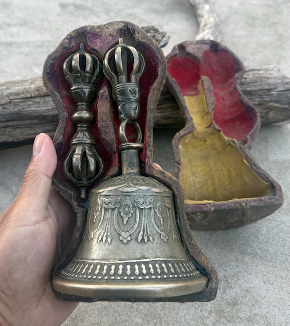 Tibetan Buddhist Antique Bell and Dorje Ritual Set with Original Case