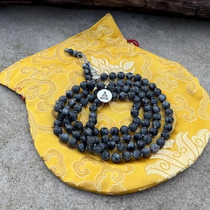 labradorite 108 Beads Mala Hand Knotted Mala Meditation Yoga Necklace With Silver Charm and Guru Bead