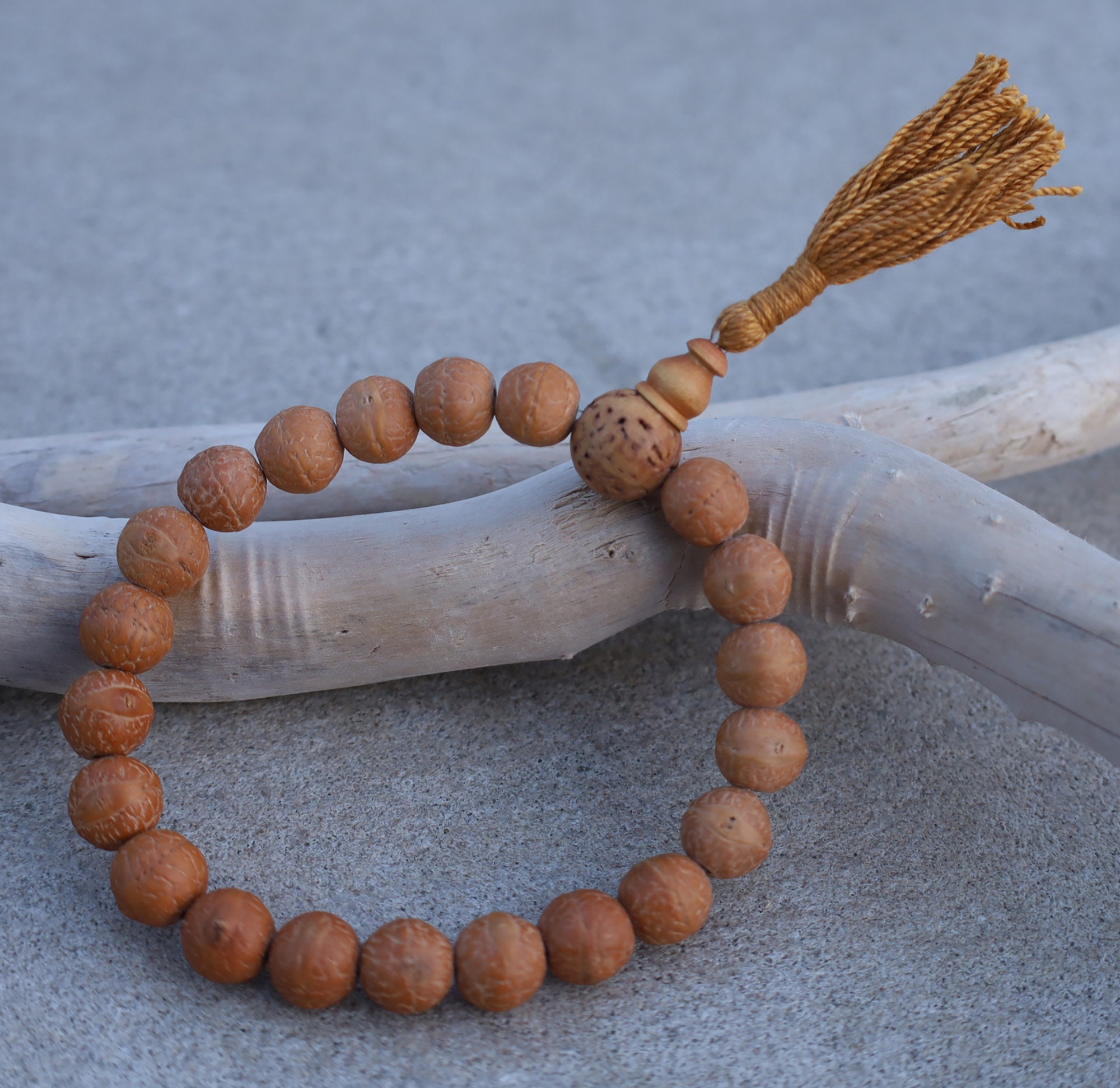 Mala Bracelet Wood Buddhist Prayer Beads for Men Women Mala Wrist  Meditation Beads Buddhist Bracelet Tibetan Prayer Beads Bracelet Black Wood