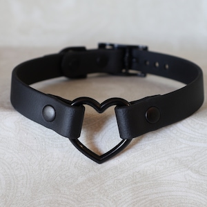 5/8&quot; All Black Heart Ring Collar | Comfortable, COLORFUL OPTIONS, Waterproof, Latex Free | BioThane - Vegan Leather Alternative