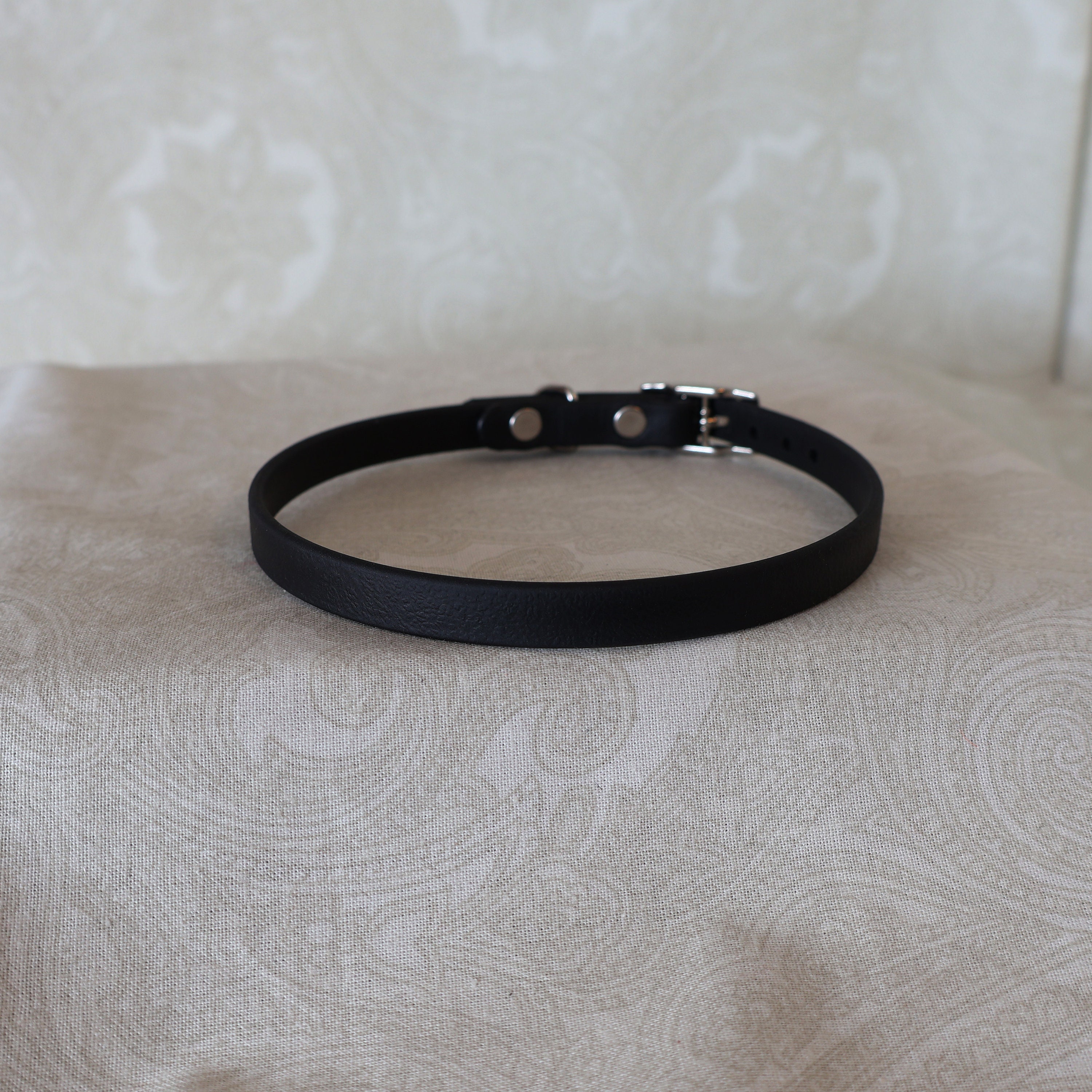 3/8" Vegan Leather Day Collar Choker | Petite, Comfortable, COLORFUL OPTIONS, Waterproof, Latex Free | Handmade to Order