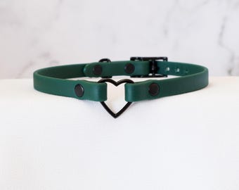 3/8" Hunter and Black Vegan Leather Heart Ring Choker | Petite, Comfortable, COLORFUL OPTIONS, Waterproof, Latex Free | Handmade