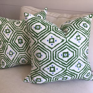 Thibaut Pass-a-Grille fabric in green covers