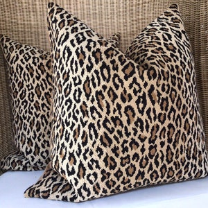 STUNNING Thibaut &quot;Amur&quot; in Gold pillow covers