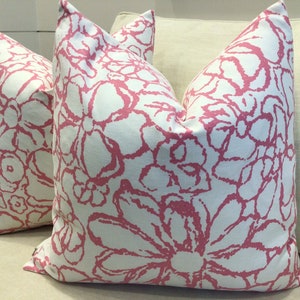 SCHUMACHER &quot;Sidonie&quot; in Magenta Pillow Covers
