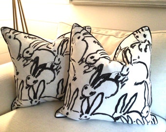 Funda de almohada con diseño de conejera Hunt Slonem - Lino blanco y negro